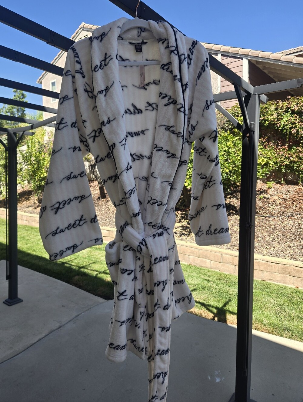 NWT Victoria's Secret Bathrobe, M/L - Picture 6 of 8